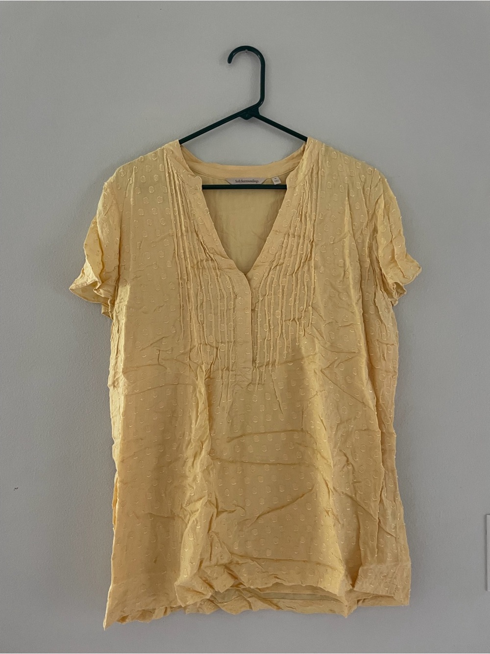 Soft Surroundings Light Yellow Pintuck V-Neck Blouse
